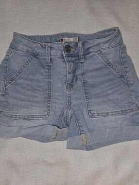 SO sz 0/24 Waist Denim Shorts Low Rise Midi Short Folded Cuffs